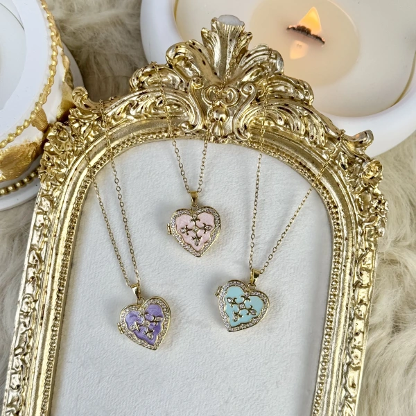 Kalp Motifli Fotoğraflı Kolye