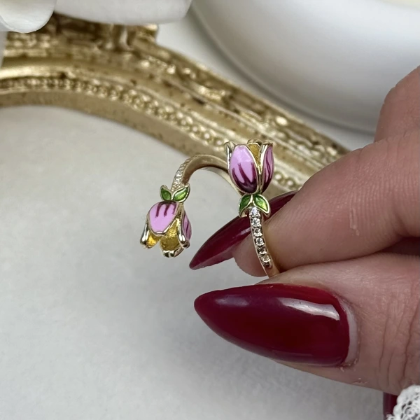 Mineli Çiçek Vintage Yüzük