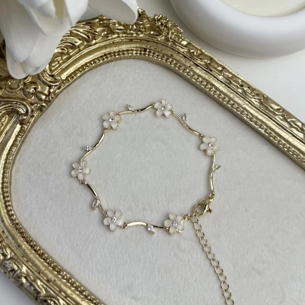 Erik Çiçeği Bileklik