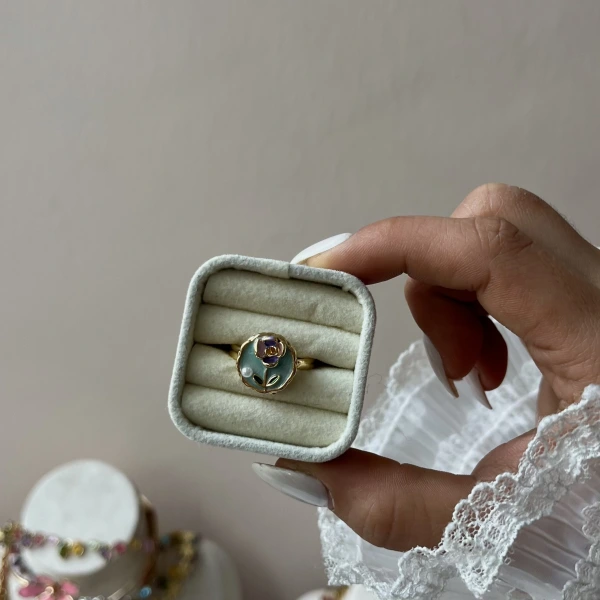 Blue Rosalia Yüzük