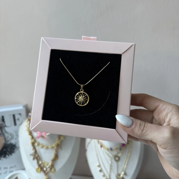 Golden Sun Disk Kolye