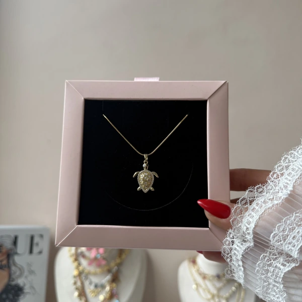Aurea Turtle Kolye