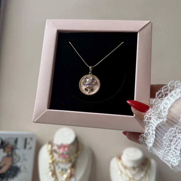 Heart In Bloom Kolye