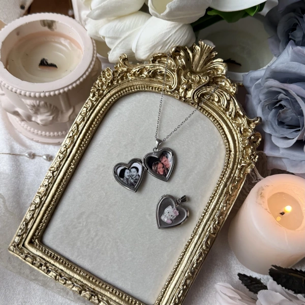 Hello Kittyli Fotoğraflı Kolye (1,8 cm )