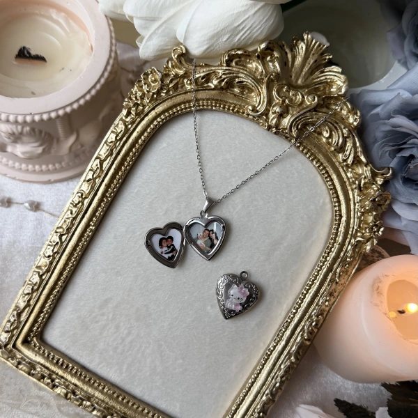 Hello Kittyli Fotoğraflı Kolye ( 1,5 cm )