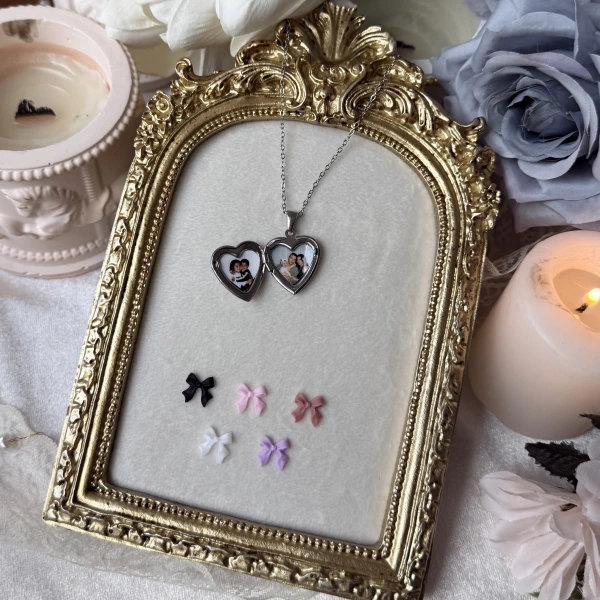 Fiyonk Charmlı Fotoğraflı Kolye