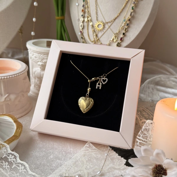 Harfli Asansörlü Fotoğraflı Kolye ( 1,5 cm )