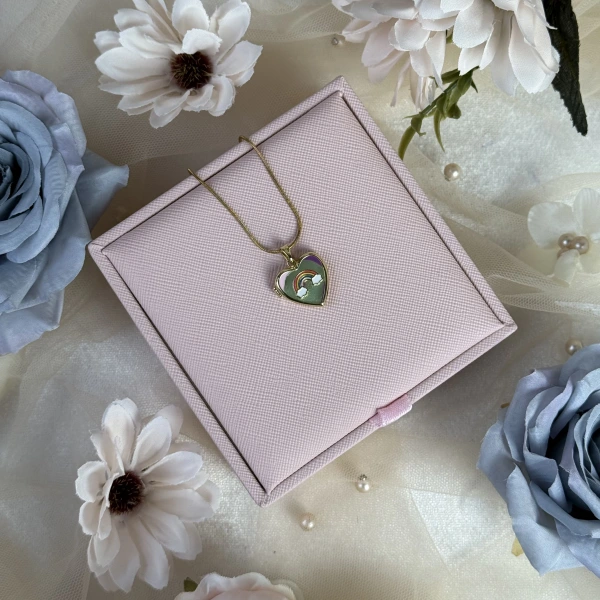 Gökkuşağı Desenli Fotoğraflı Kolye