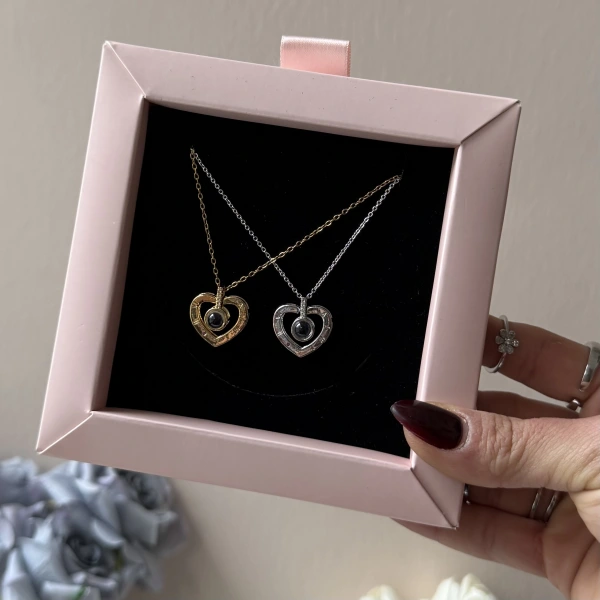 99 Dilde Seni Seviyorum Yazan Mercekli Kolye