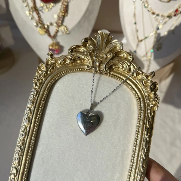 Düz Kapaklı Fotoğraflı Kolye ( 1.8 cm)