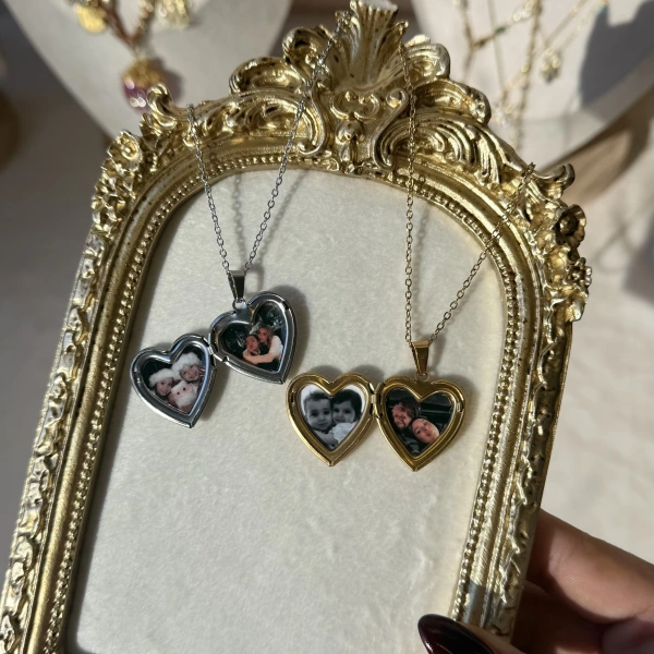 Düz Kapaklı Fotoğraflı Kolye ( 1.8 cm)