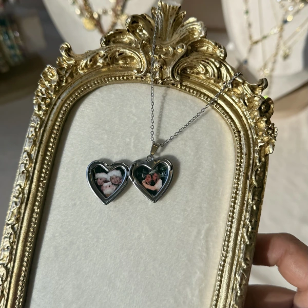 Düz Kapaklı Fotoğraflı Kolye ( 1.8 cm)