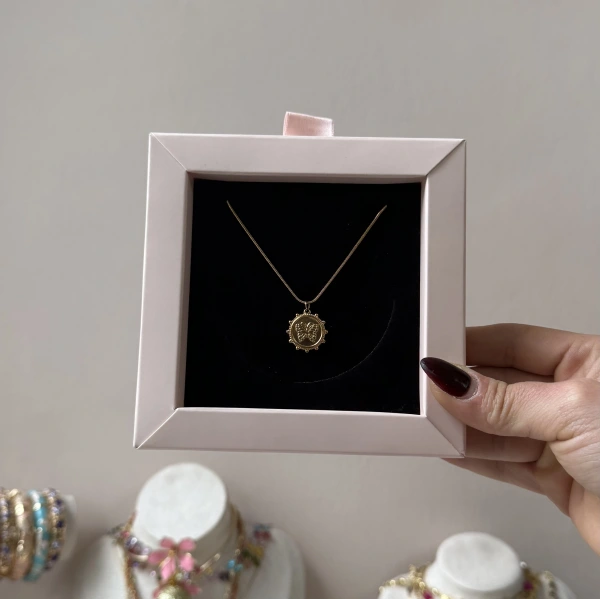 Butterfly Locket Kolye