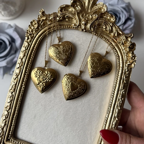 Desenli Kalp Fotoğraflı Kapaklı Kolye