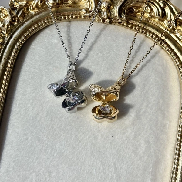 Kelebek İçinde Kelebek Kolye