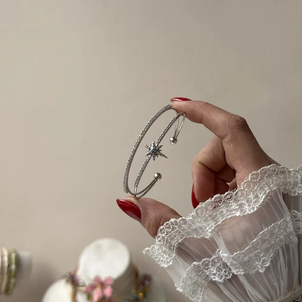 Prenses Kuzey Yıldızı Kelepçe Bileklik