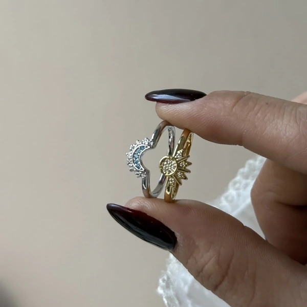 Işıltılı Arkadaşlık Yüzüğü