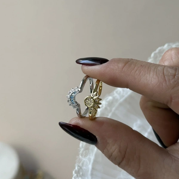 Işıltılı Arkadaşlık Yüzüğü