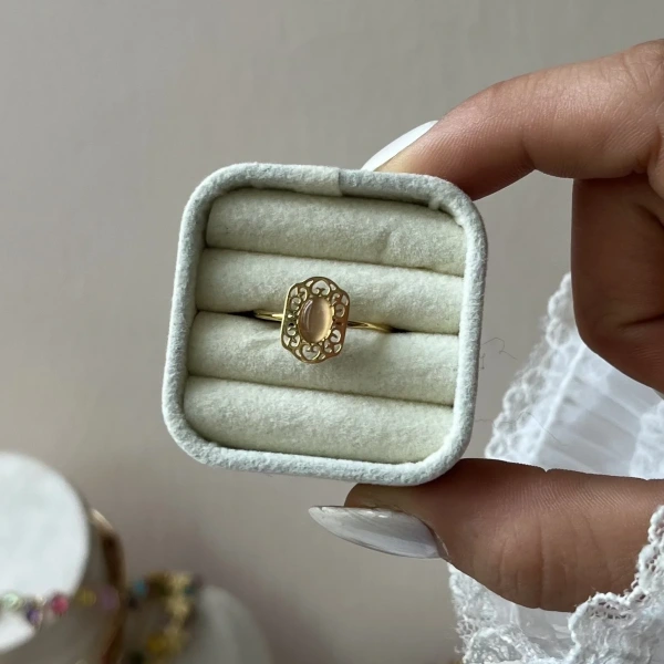 Royal Heritage Yüzük