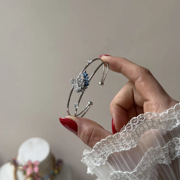 Prenses Mavi Taşlı Kuğu Kelepçe Bileklik