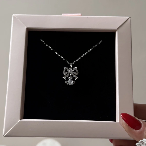 Taşlı Fiyonk Kolye