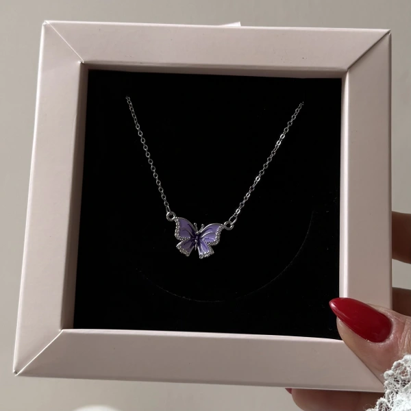 Mor Kelebek Kolye