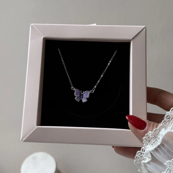 Mor Kelebek Kolye