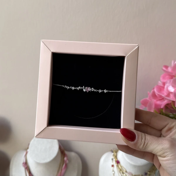 Buz Pembesi Kalp Taşlı Bileklik