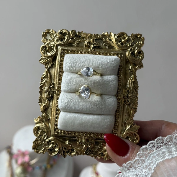 Damla Taşlı Yüzük