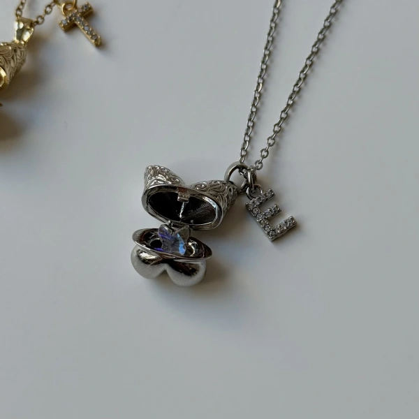 Harf Charmlı Kelebek İçinde Kelebek Kolye