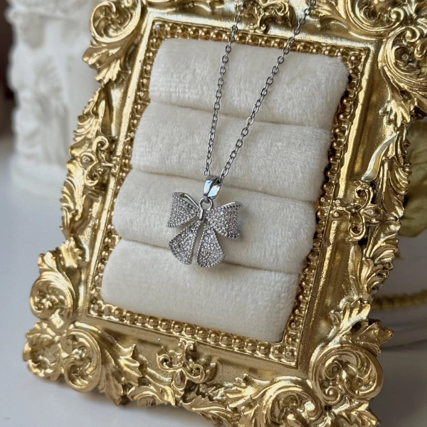 Taşlı Fiyonk Kolye