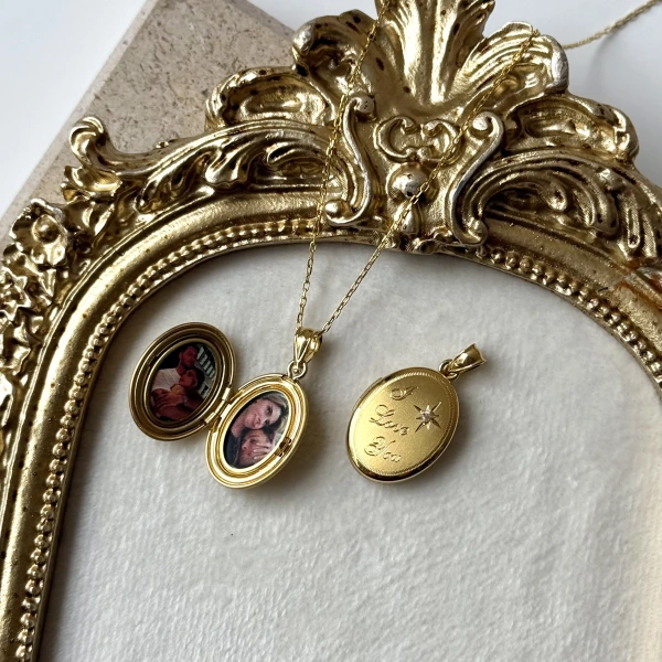 Kuzey Yıldızlı Oval Fotoğraflı Kolye  (1.6 cm )