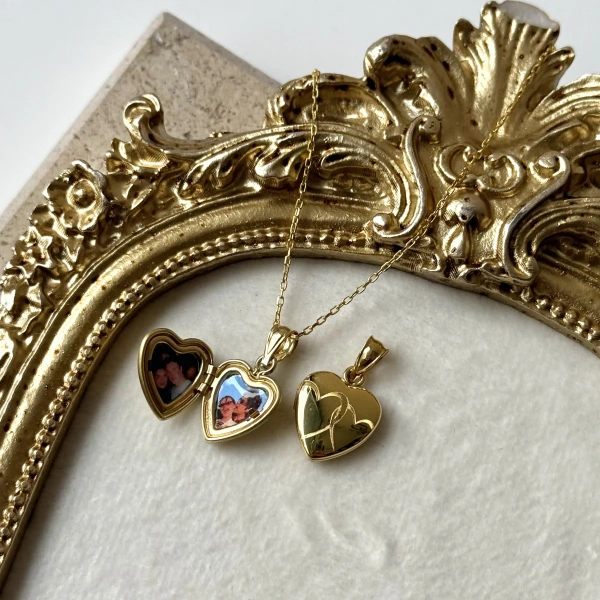 İki Kalp Desenli Fotoğraflı Kalp Kolye  (0.9 cm )