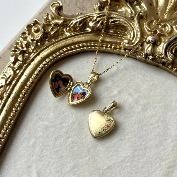 Renkli Çiçek Desenli Fotoğraflı Kalp Kolye (0.9 cm )
