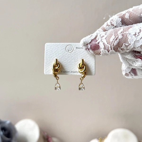 Düğüm Taşlı Küpe