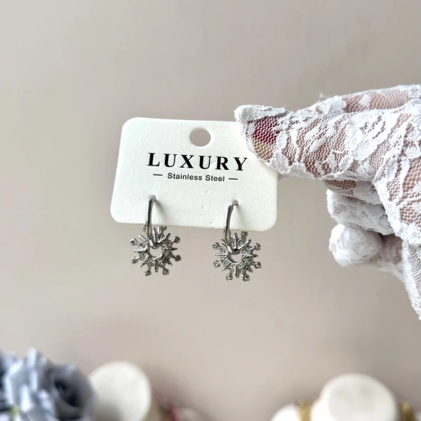 Taşlı Yıldız Küpe