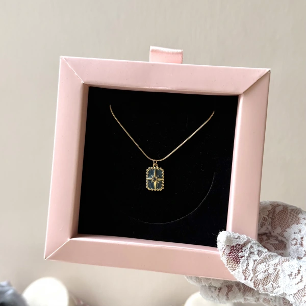 Mavi Kuzey Yıldızlı Kolye