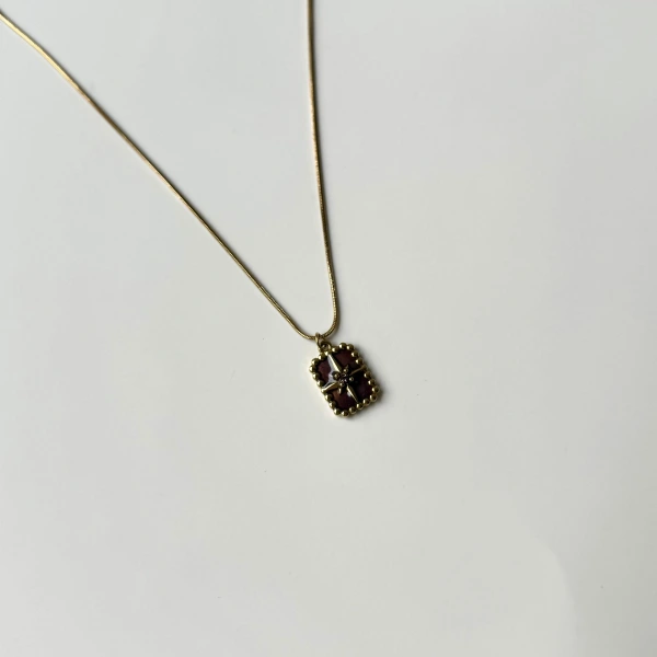 Bordo Kuzey Yıldızlı Kolye