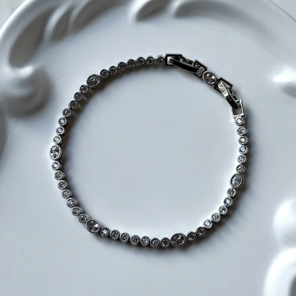 Taşlı Su Yolu Baget Bileklik