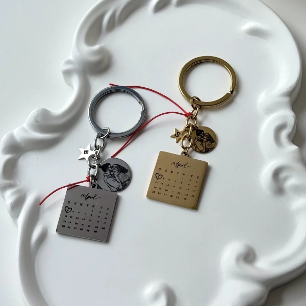 Tarihli ve Çizim Fotoğraflı Anahtarlık