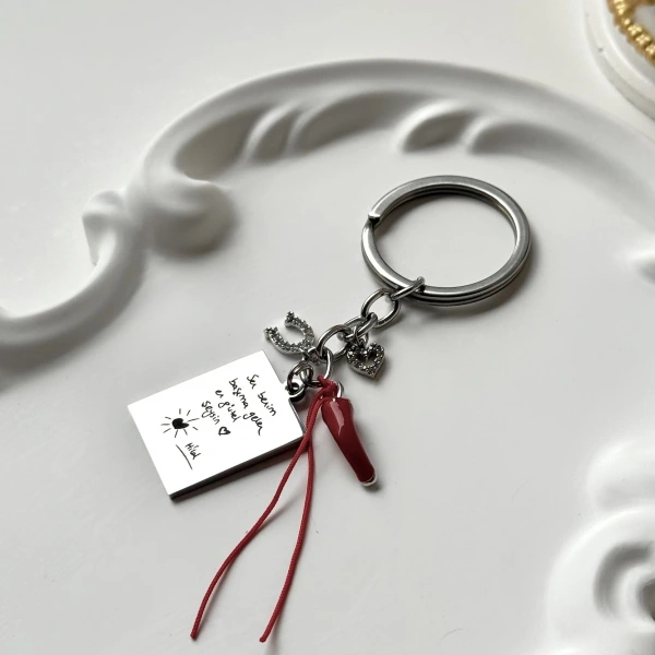 Kendin Yaz Kendin Çiz ve Şans Charmlı Anahtarlık