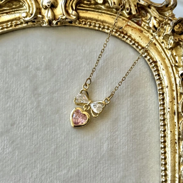 Fiyonk Pembe Kalp Kolye