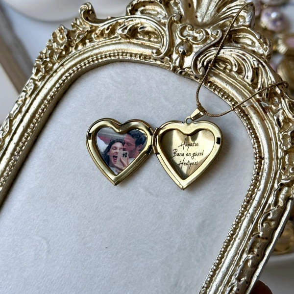 Desenli Fotoğraflı ve Yazılı Kolye (2.1cm)