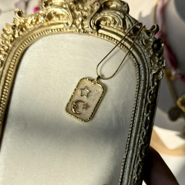 Moon Relic Kolye