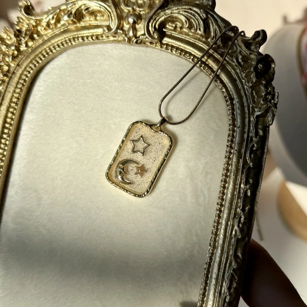 Moon Relic Kolye
