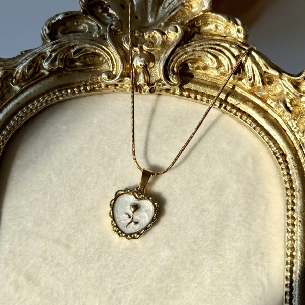 Rose Cameo Kolye
