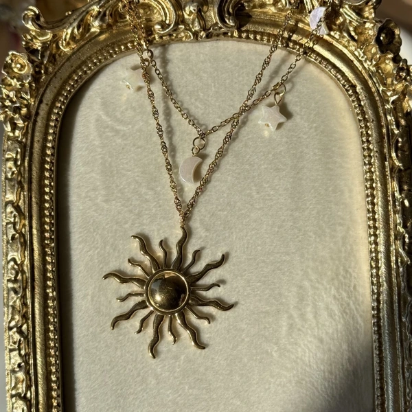 Güneş Charm Kolye
