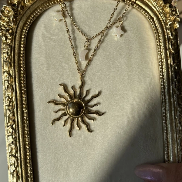 Güneş Charm Kolye
