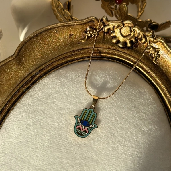 Hamsa Eli Kolye