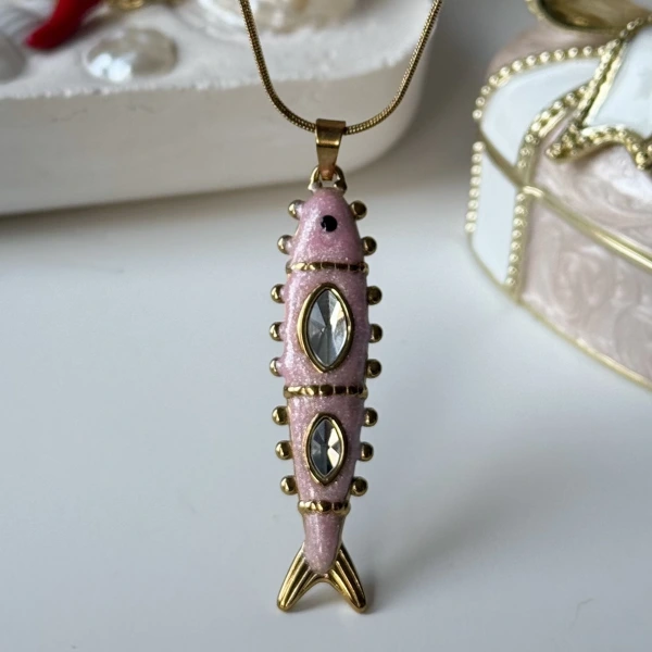 Taşlı Pembe Balık Kolye